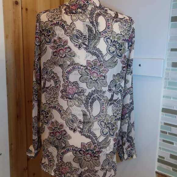 Banana Republic Paisley Floral Blouse - Picture 5 of 11